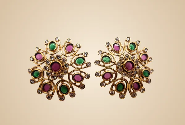 Red_And_Green_And_White_Alloy_And_Gold_Plated_Premium_Stud_Earrings_For_Women