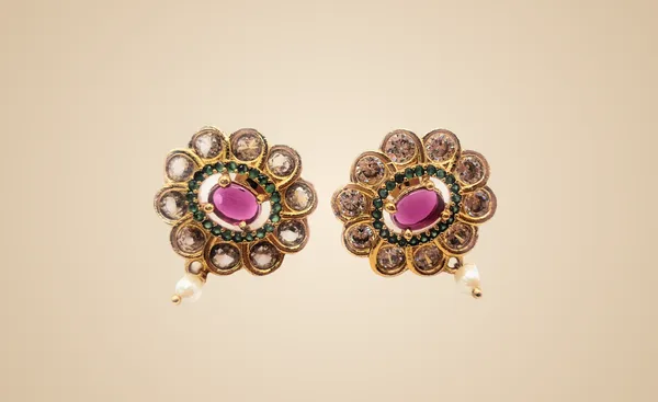 Red_And_Green_And_White_Alloy_And_Gold_Plated_Premium_Stud_Earrings_For_Women