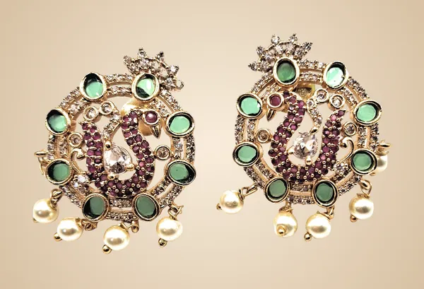 White_And_Red_And_Green_Alloy_And_Gold_Plated_Premium_Stud_Earrings_For_Women