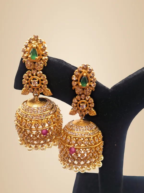 Gold_Polished_Alloy_And_Gold_Plated_Premium_Jhumka_Earrings_For_Women