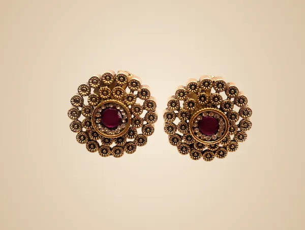 Gold_And_Red_Alloy_And_Gold_Plated_Premium_Stud_Earrings_For_Women