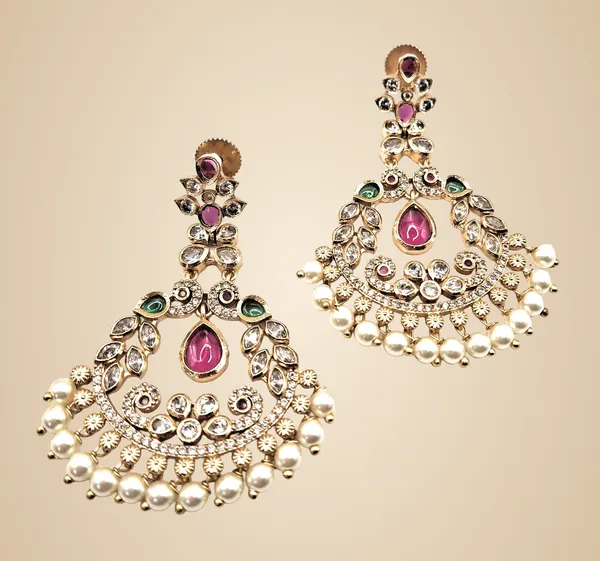 Gold_Polished_Alloy_And_Gold_Plated_Premium_Chandbali_Earrings_For_Women