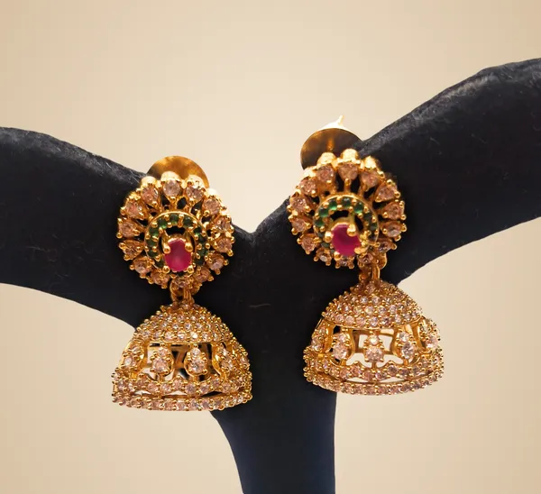 White_Alloy_And_Gold_Plated_And_American_Diamond_Premium_Stud_Earrings_For_Women