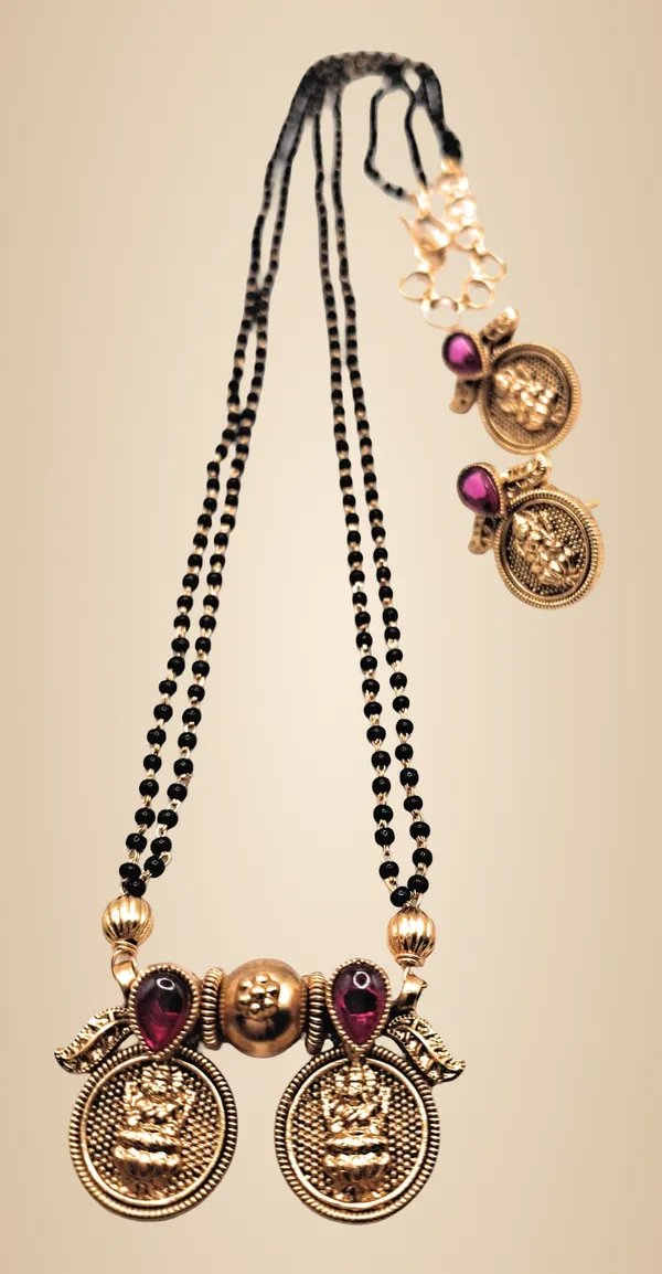 Gold_Polished_Alloy_And_Gold_Plated_And_Black_Beads_Premium_Mangalsutra_For_Women