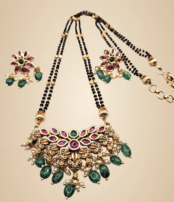 Red_And_Green_Alloy_And_Gold_Plated_And_Artificial_Stones_And_Black_Beads_Premium_Mangalsutra_For_Women
