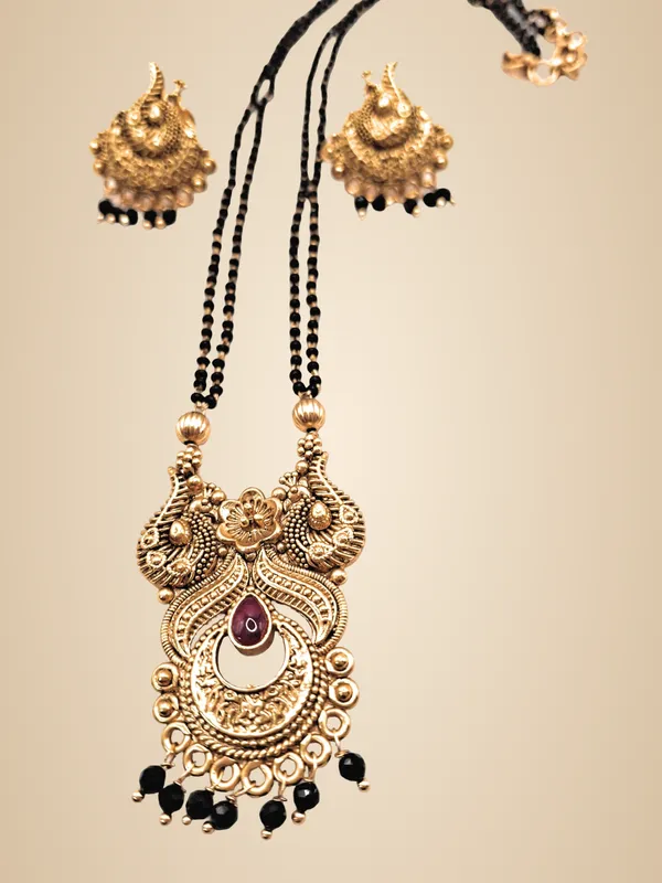 Gold_Polished_Alloy_And_Gold_Plated_And_Artificial_Stones_And_Black_Beads_Premium_Mangalsutra_For_Women