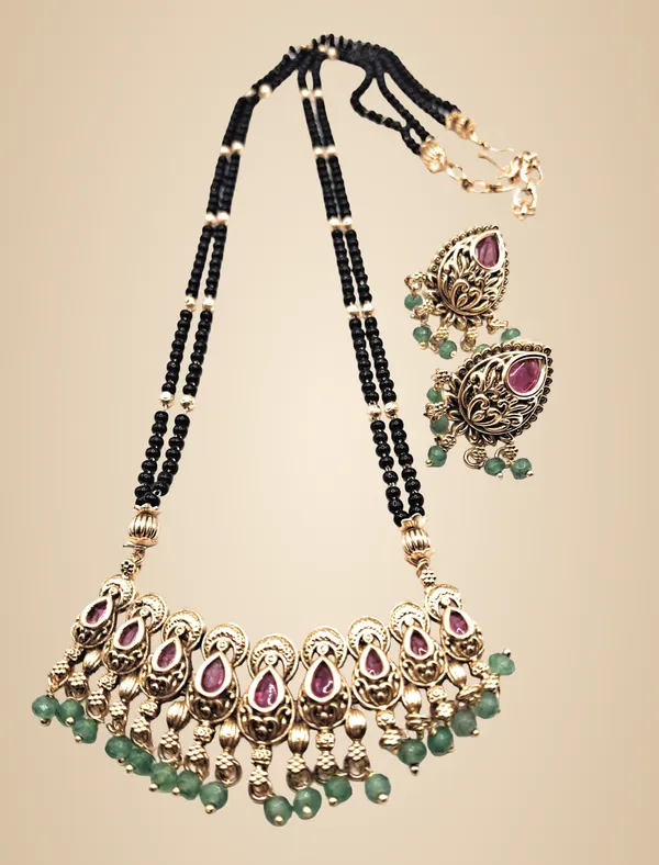 Red_And_Green_Alloy_And_Gold_Plated_And_Kundan_And_Artificial_Stones_And_Black_Beads_Premium_Mangalsutra_For_Women