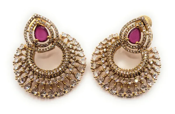Red_Alloy_And_Gold_Plated_Premium_Chandbali_Earrings_For_Women
