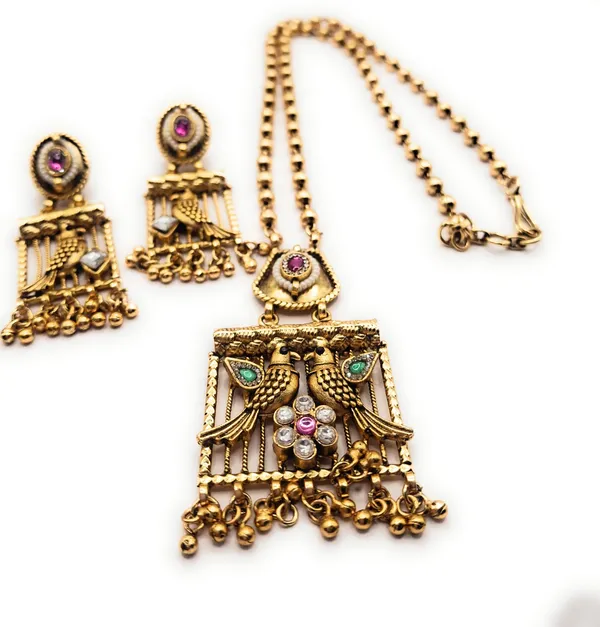 Red_Alloy_And_Gold_Plated_Premium_Pendant_Set_For_Women