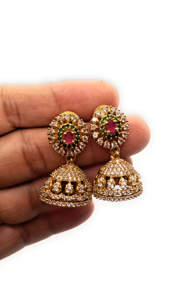 White_Alloy_And_Gold_Plated_And_American_Diamond_Premium_Stud_Earrings_For_Women