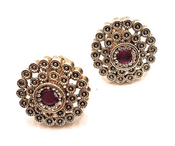 Gold_And_Red_Alloy_And_Gold_Plated_Premium_Stud_Earrings_For_Women