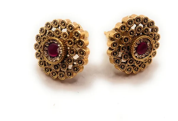 Gold_And_Red_Alloy_And_Gold_Plated_Premium_Stud_Earrings_For_Women