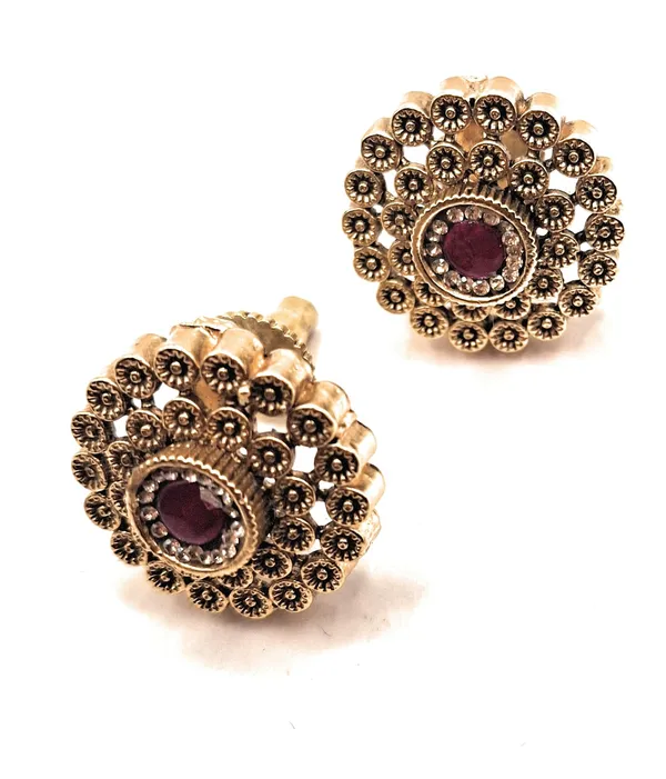 Gold_And_Red_Alloy_And_Gold_Plated_Premium_Stud_Earrings_For_Women