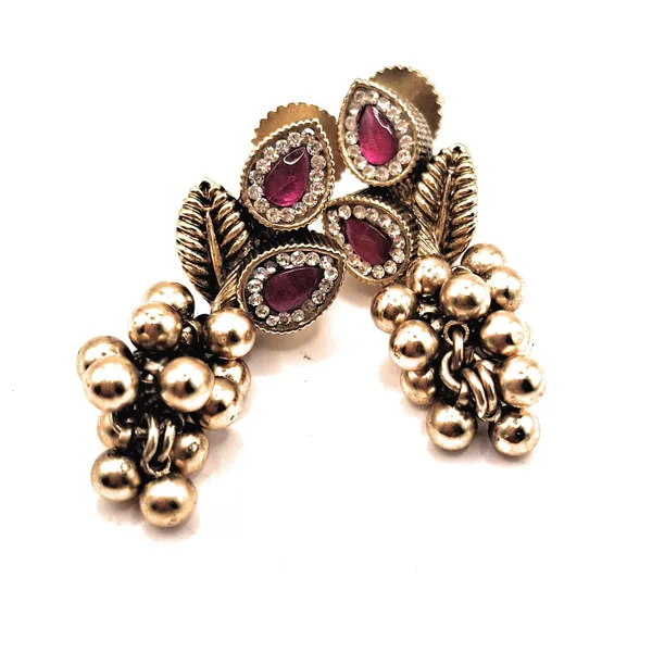 Gold_Alloy_And_Gold_Plated_Premium_Drop_Earrings_For_Women
