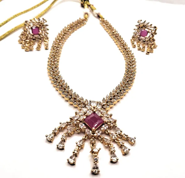 Red_And_Green_And_White_Alloy_And_Gold_Plated_And_Artificial_Stones_Premium_Jewellery_Set_For_Women