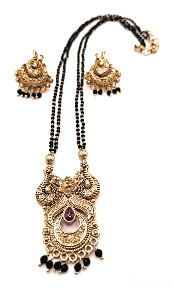 Gold_Polished_Alloy_And_Gold_Plated_And_Artificial_Stones_And_Black_Beads_Premium_Mangalsutra_For_Women