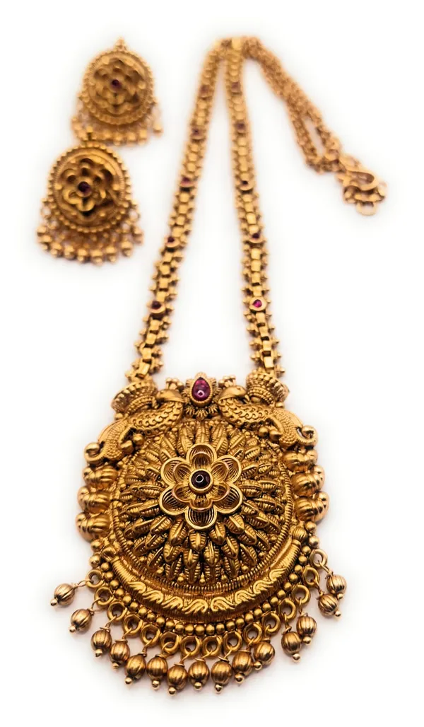 Gold_Polished_Alloy_And_Gold_Plated_And_American_Diamond_And_Artificial_Stones_And_Pearl_Premium_Pendant_Set_For_Women