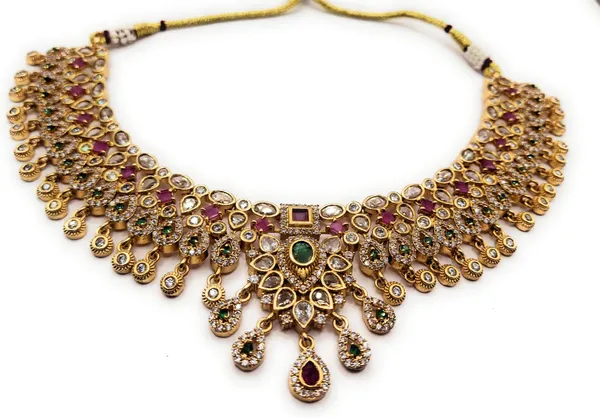 Multicolor_Alloy_And_Gold_Plated_And_Artificial_Stones_Premium_Jewellery_Set_For_Women