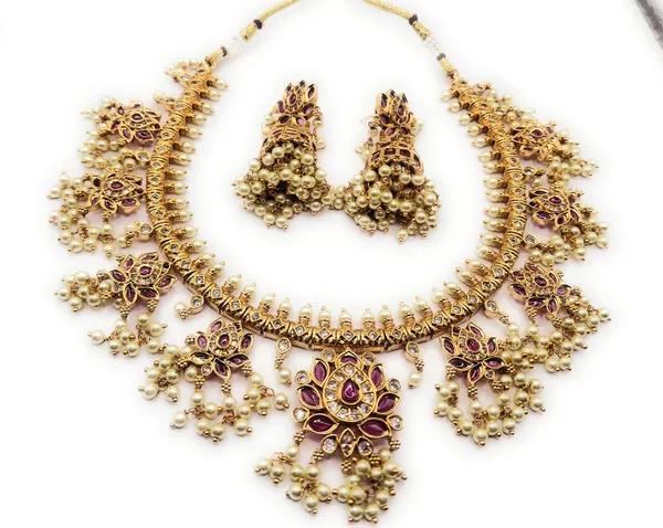 Red_And_Pearl_Alloy_And_Gold_Plated_Premium_Jewellery_Set_For_Women