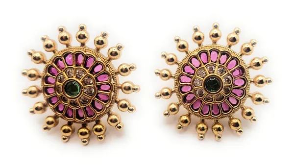 Red_And_Green_And_White_Alloy_And_Gold_Plated_Premium_Stud_Earrings_For_Women