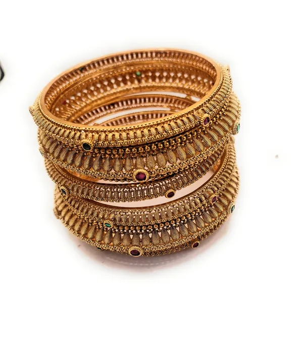 Gold_Polished_Alloy_And_Gold_Plated_And_Artificial_Stones_Premium_Bangle_Set_For_Women