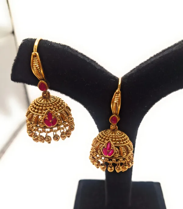 Gold_Polished_Alloy_And_Gold_Plated_Premium_Temple_Jhumka_For_Women