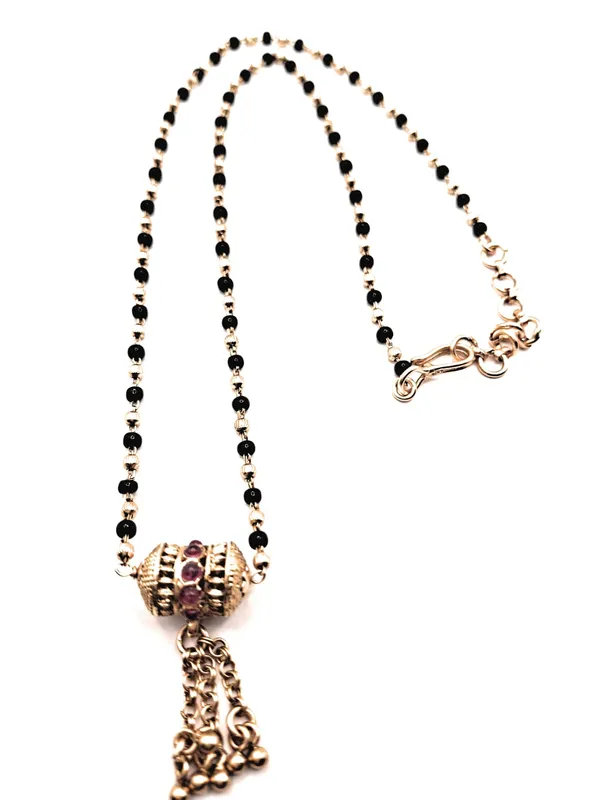 Red_And_Green_Alloy_And_Gold_Plated_And_Black_Beads_Premium_Mangalsutra_For_Women