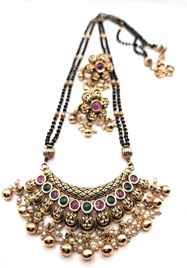 Gold_And_Red_And_Green_Alloy_And_Gold_Plated_And_Artificial_Stones_And_Black_Beads_Premium_Mangalsutra_For_Women