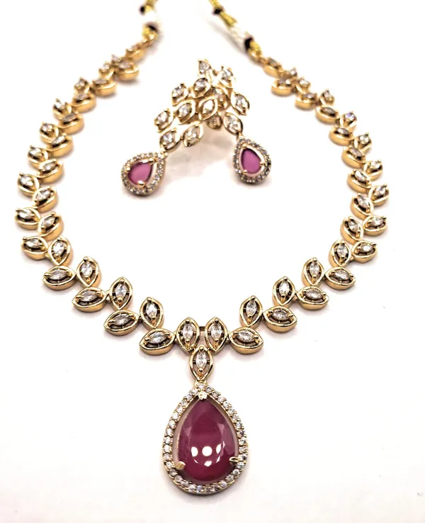 Red_Alloy_And_Gold_Plated_Premium_Pendant_Set_For_Women