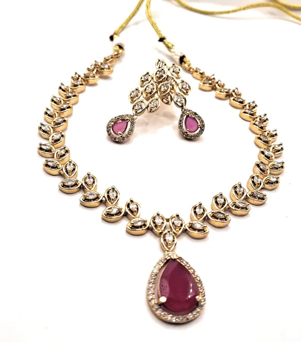 Red_Alloy_And_Gold_Plated_Premium_Pendant_Set_For_Women