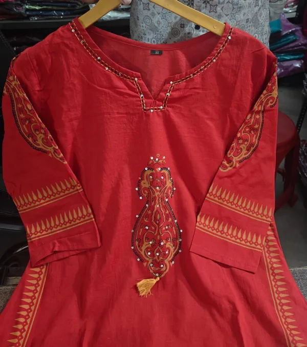 Multicolor_Cotton_Blend_Premium_Kurta_Set_For_Women