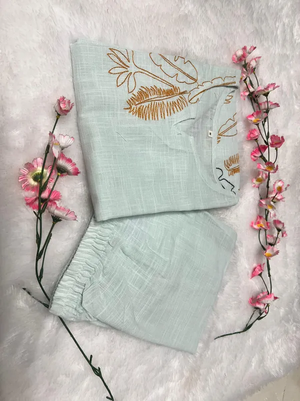 Sky_Blue_Cotton_Blend_Premium_Kurta_Set_For_Women