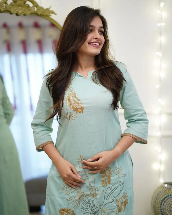 Sky_Blue_Cotton_Blend_Premium_Kurta_Set_For_Women