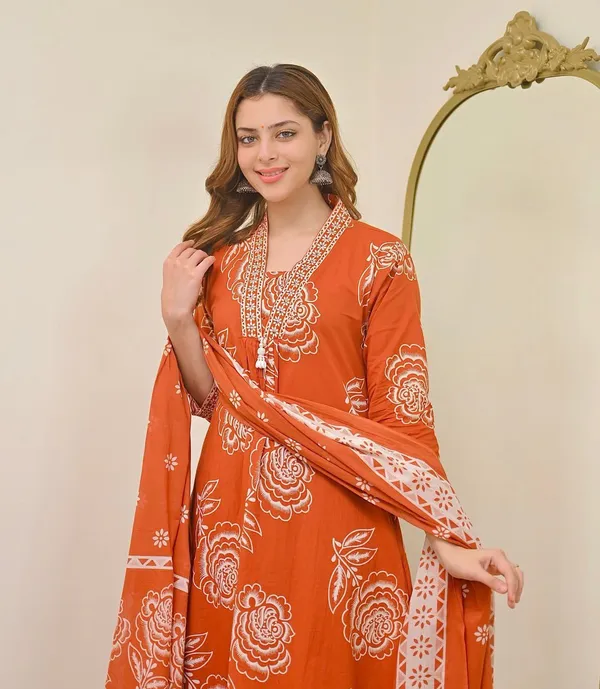Orange_Cotton_Blend_Premium_Kurta_Set_For_Women
