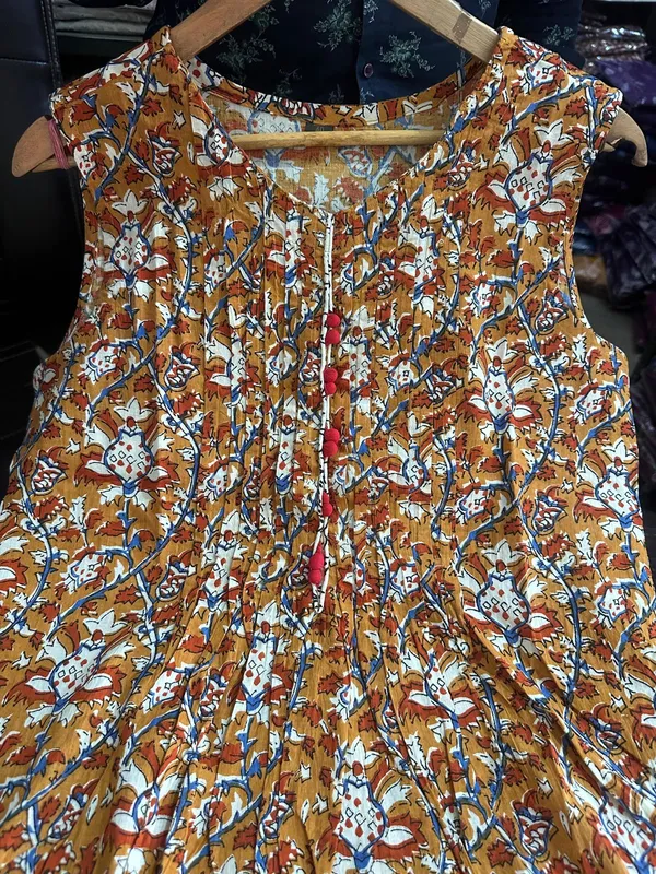 Multicolor_Cotton_Blend_Premium_Kurta_Set_For_Women
