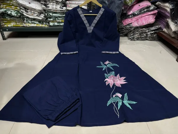 Navy_Blue_Cotton_Blend_Premium_Kurta_Set_For_Women