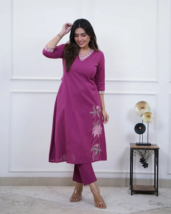 Purple_Cotton_Blend_Premium_Kurta_Set_For_Women