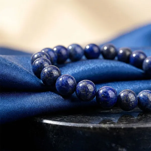 Deep_Rich_Royal_Blue_Sodalite_Crystal_Stone_Bracelet_For_Improve_Your_Speaking_Skills_And_Boost_Your_Thinking_And_Decision_Making_Process