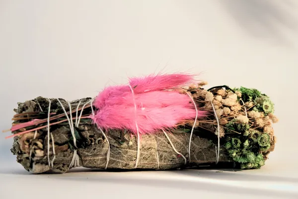 Natural_White_Sage_With_Leaves_&_Dried_Flower_Sage_For_Promotes_Happiness