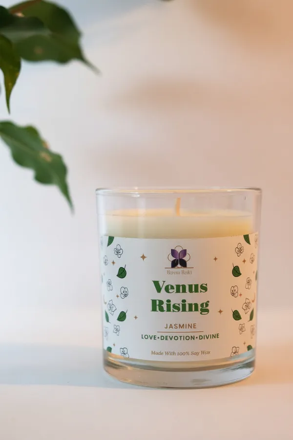 White_Venus_Rising_Soy_Wax_&_Pre_Taped_Wick_Candle_For_Creates_A_Serene,_Sacred,_And_Nurturing_Atmosphere
