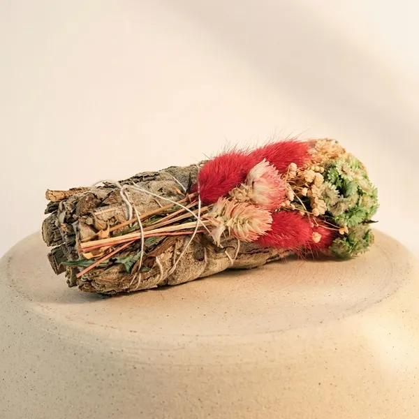 Multicolor_Agni_Natural_White_Sage_With_Leaves_&_Flowers_Dried_Flower_Sage_For_Energy_Renewal,_Transformation,_And_Motivation