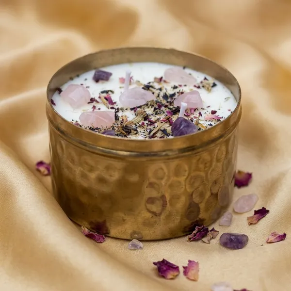 Karuna_Crystals,_Dried_Flowers_&_Pre_Taped_Wick_Candle_