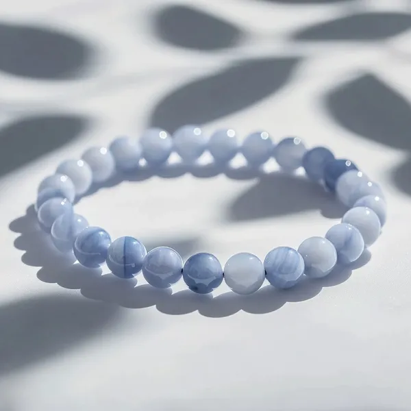 Pale_Blue_And_White_Blue_Lace_Agate_Crystal_Stone_Bracelet_
