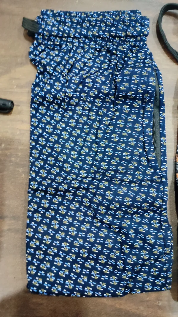 Navy_Printed_Cotton_Hosiery_Printed_Bermuda_Shorts_For_Men
