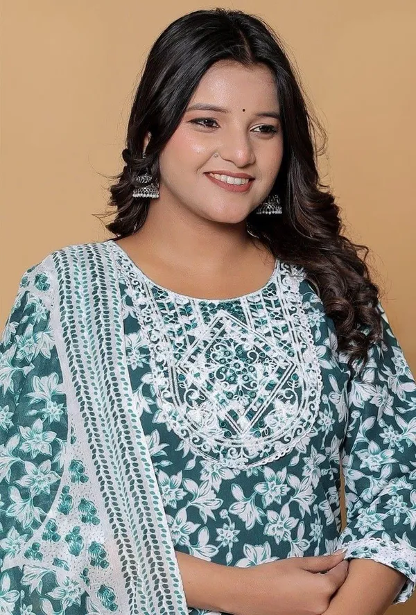 Green_Premium_Cotton_Suit_For_Women