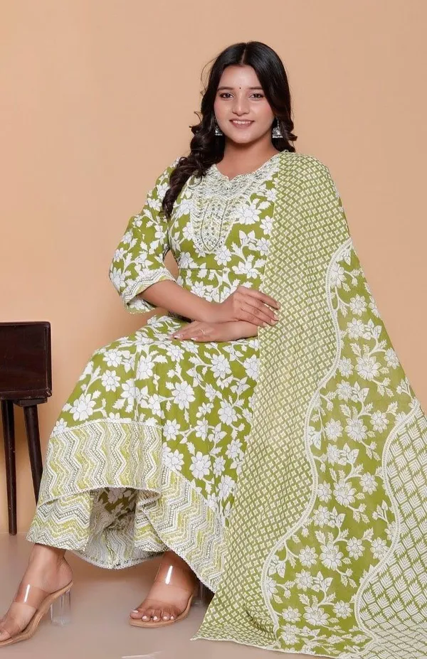Green_Premium_Cotton_Suit_For_Women