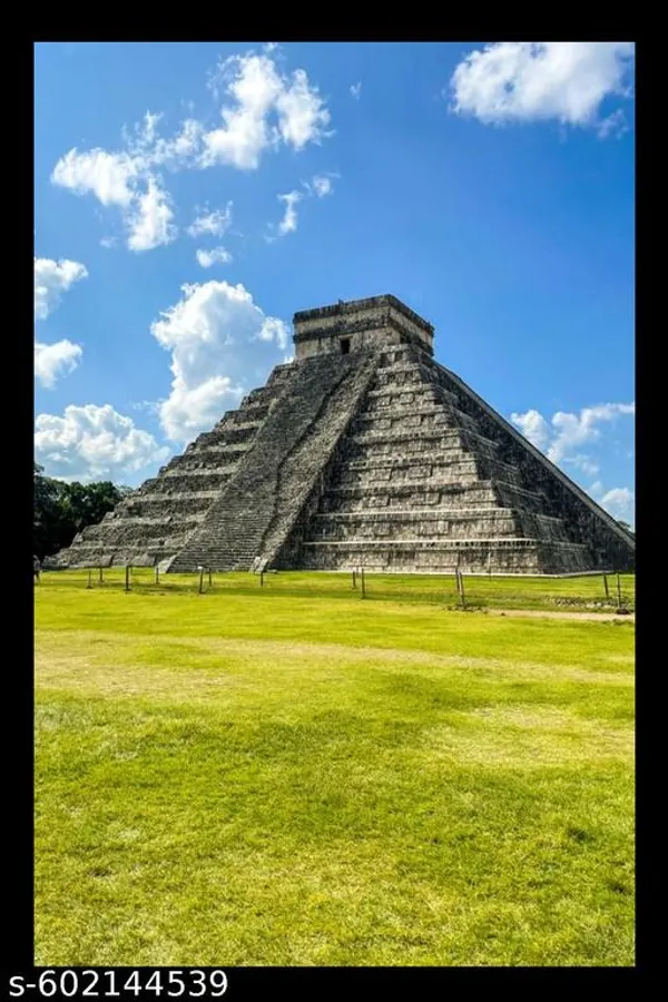 Ancient_Pyramid_Wall_Historical_Monument_Decorative_Frame