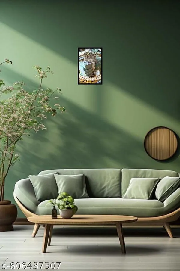 Wealth_&_Prosperity_Themed_Wooden_Photo_Frame