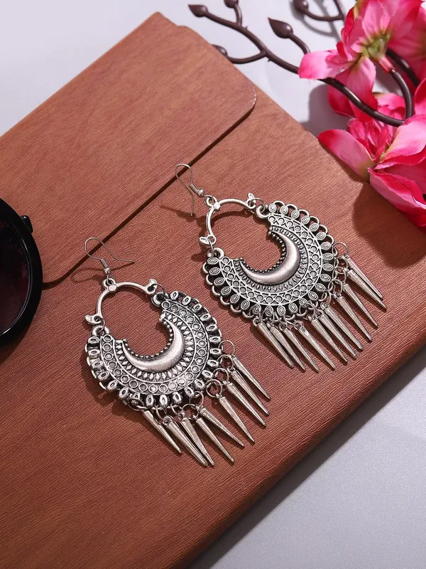 Antique_Silver_Crescent_Moon_Design_With_Dangling_Spikes_And_Festival_Statement_Jewelry_Vintage_Bohemian_Chandelier_Earrings_For_Women