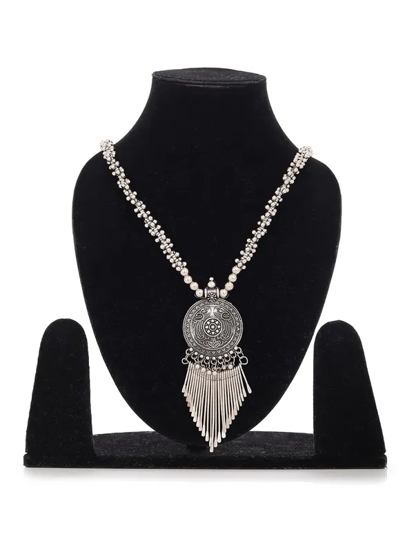 Oxidised_Silver_Tribal_Pendant_Necklace_With_Antique_Finish_Chain_And_Metal_Tassels_And_Traditional_Ethnic_Jewelry_For_Women